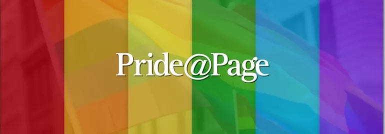 Bandera arcoíris con texto Pride@Page en el centro.